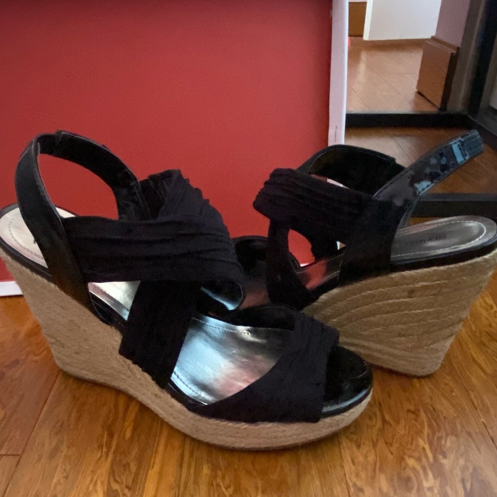 Black 4” wedge heels